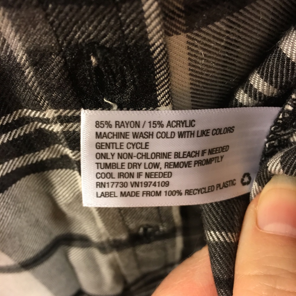 Wild Fable Plaid Top - size Medium - Picture 8 of 9